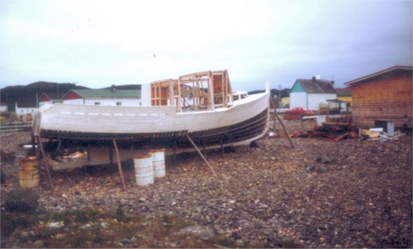 641: The "Kittiwake" under construction. (1983) [courtesy of Bernard Mulrooney]